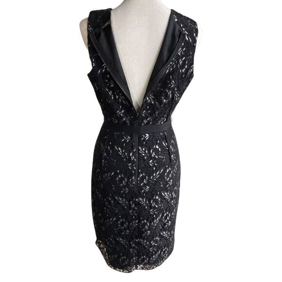 TAHARI Navy Blue Lace w/ Metallic accented Dress w/ matching tie belt - Picture 7 of 7
